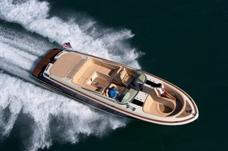Modern Classic Luxury For Up To 6 Persons